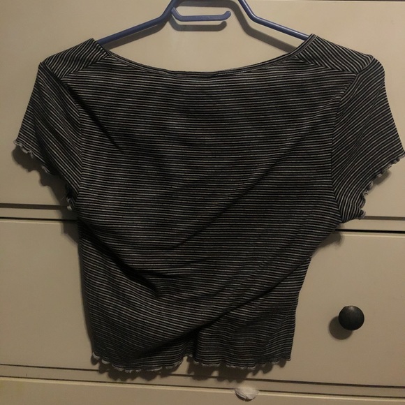 Crop top - Picture 3 of 4